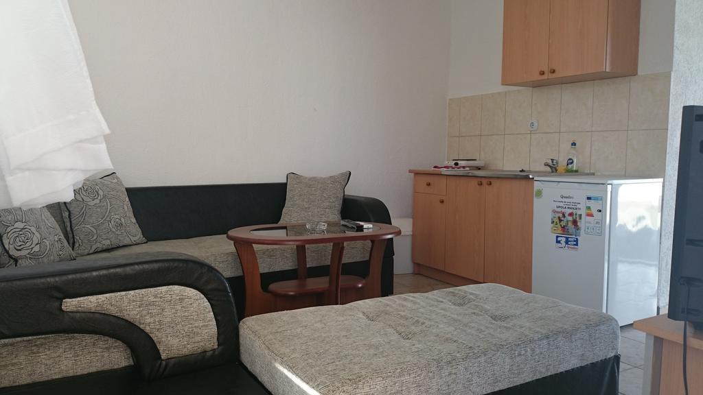 Beni Bungalows Ulcinj Quarto foto